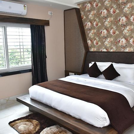 Hotel Daftari Palace Kishanganj Exterior foto